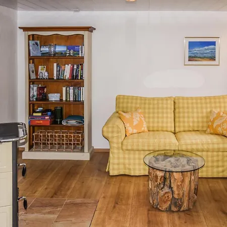 Reethus Bombuell Holiday home